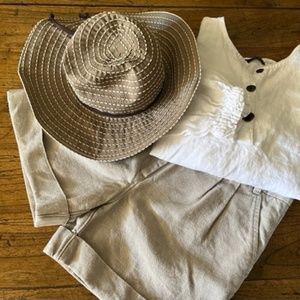 Women's EDUN Natural Hemp Cuffed Shorts - Small